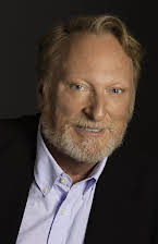 Jeffrey Jones como 