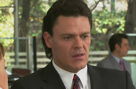 Hasta Que el Dinero Nos Separe season-1: Hasta Que el Dinero Nos Separe Capítulo 15