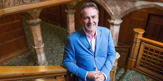 5:15 PM: Flog It! (S15) | BBC Two | 11/5 2025