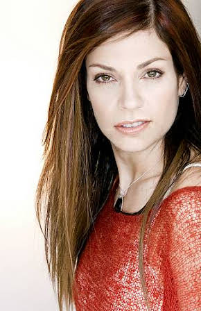 Lori Triolo as April 
  
  
  (as Lori Ann Triolo)