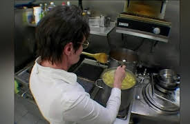 Anthony Bourdain: No Reservations Volume 1: Iceland