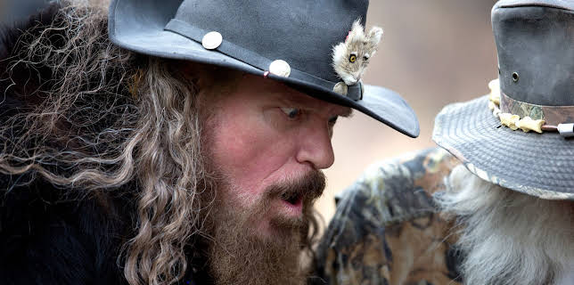 20:00: Alaska Monsters (S1 E2) (S1) | Animal Planet | 12/8 2025