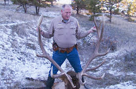 Yellowstone Wardens: Red, White and Big Game