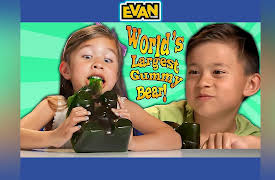 EvanTubeHD: Evan Eats the World's Largest Gummy Bear!