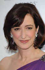 Haydn Gwynne som 