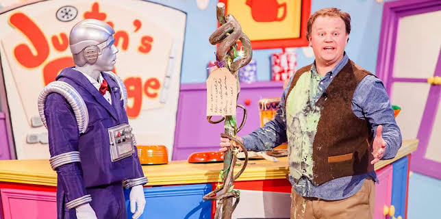 8:35 AM: Justin's House (S3) | Cbeebies | 11/4 2025