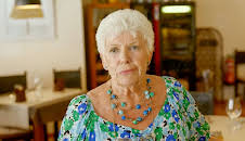 Bargain-Loving Brits in the Sun (S11 E22)