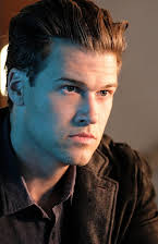 Nick Zano som 