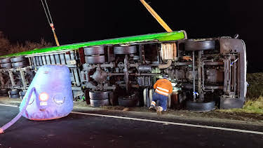 4:00 AM: Trucking Hell (S8 E10) (S8) | Paramount | 7/4 2026