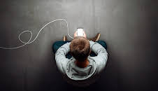 Jung, online, süchtig