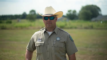 22:00: Lone Star Law (S6 E3) (S6) | Animal Planet | 5/15 2026