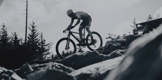 07:00: Mountainbike Störtlopp | Eurosport | 12/12 2025