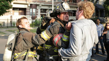 03:10: Chicago Fire (S2 E3) (S2) | Viasat Series | 6/19 2026