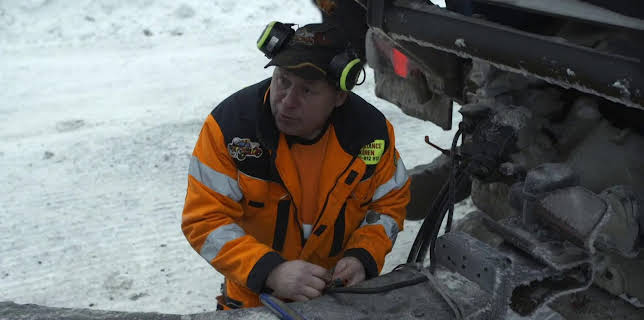 07:00: Frusna vägar (S8 E4) (S8) | TV3 | 3/13 2026