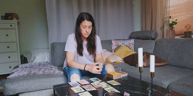 14:10: Elsker, elsker ikke (S3 E11) (S3) | VOX | 12/9 2025