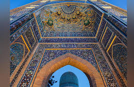 The History and Achievements of the Islamic Golden Age: Ibn Khaldun on the Rise and Fall of Empire