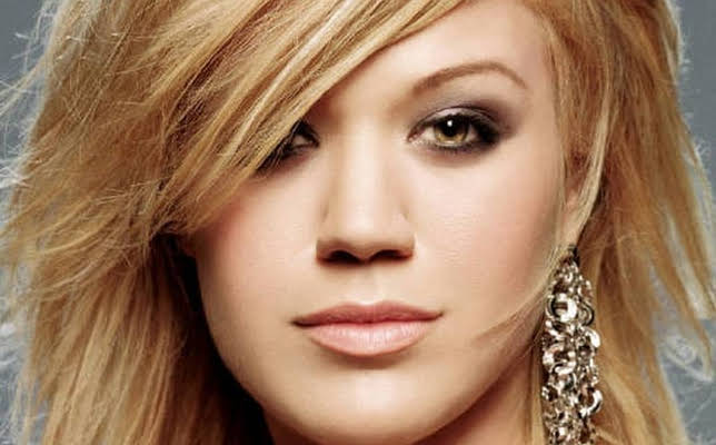 Kelly Clarkson