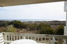 Beachfront Bargain Hunt Renovation, Season 1: Enchanted in Emerald Isle, North Carolina