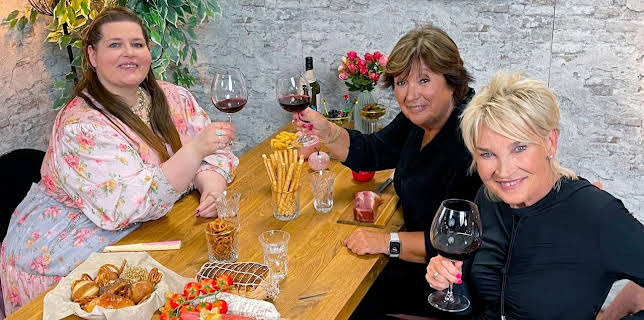 00:30: Wohnzimmer-Comedy - Mit Dui do on de Sell | SR Fernsehen | 11/19 2025