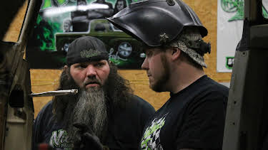 5:00 AM: Wrench'd (S1 E1) (S1) | Discovery Turbo | 12/11 2025