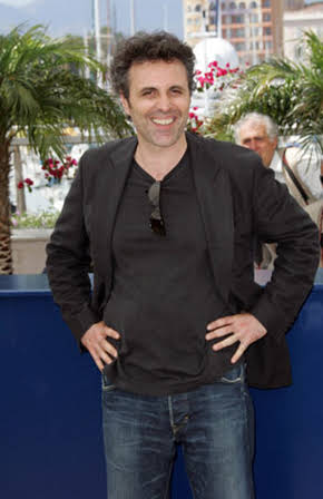 Gilbert Melki as 