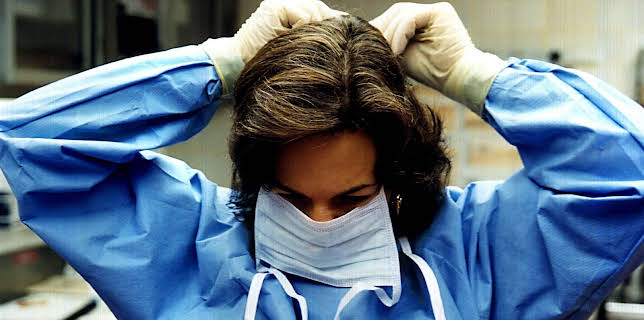 Dr. G - Beruf: Gerichtsmedizinerin