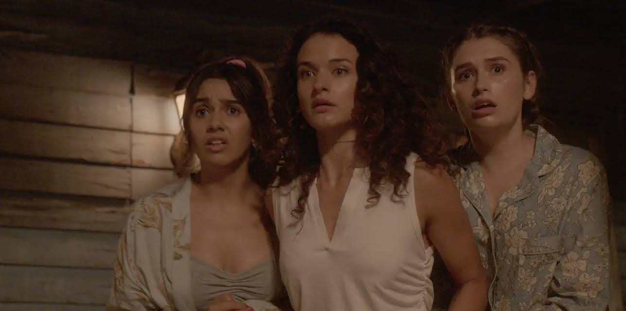 Slumber Party Massacre (2021)