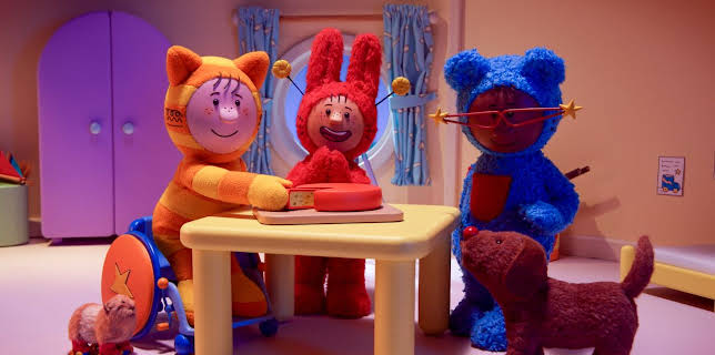 6:05 AM: Mixmups (S1 E2) (S1) | Channel 5 | 11/15 2025