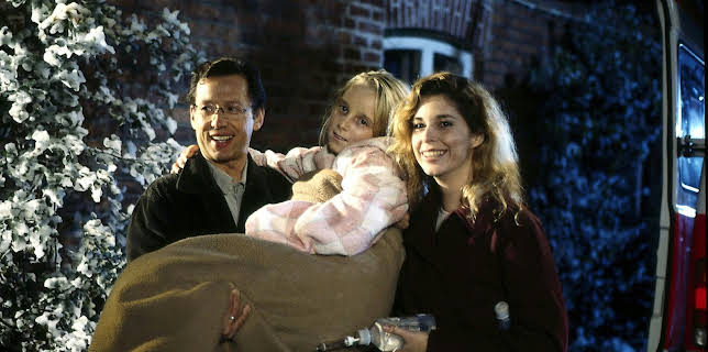 02:15: Das größte Fest des Jahres | ZDFneo | 12/25 2025