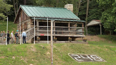 10:00 PM: Barnwood Builders (S7) | Discovery Channel | 10/11 2026