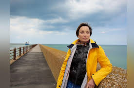 My Grandparents' War, Season 1: Kristin Scott Thomas