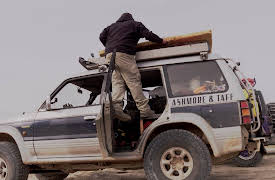 Overlanders: Trashed in the Desert