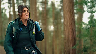 12:30 AM: Ambulance (S16) | BBC One East Midlands | 4/15 2026