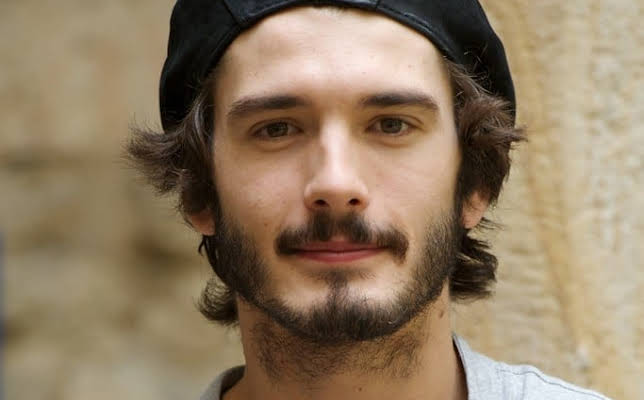 Yon González