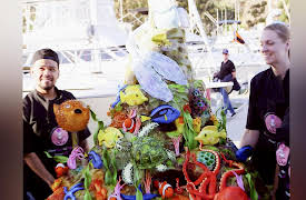 Crazy Cakes, Season 1: Castles, Coral and Camo Cakes