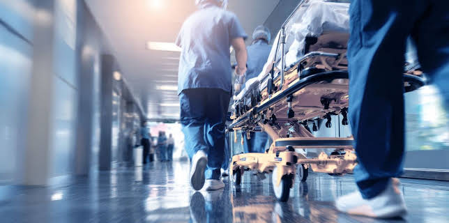 8:00 PM: Casualty 24/7 | Channel 5 | 1/14 2026