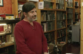 Storage Wars Season 1: Young with the Gun