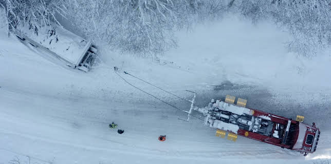 20:00: Frusna vägar (S17 E7) (S17) | TV3 | 3/16 2026