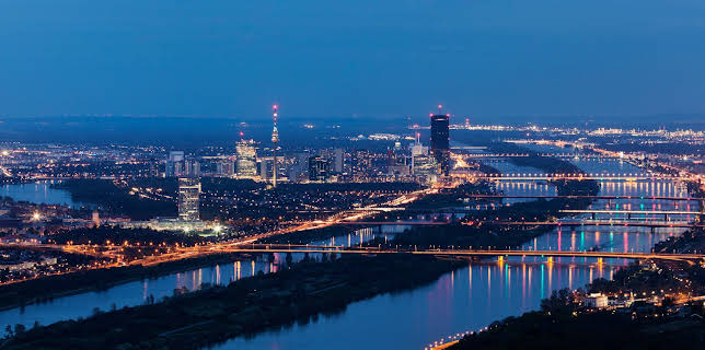 23:45: Megacitys - Wenn es Nacht wird in Wien | ZDF | 12/23 2025