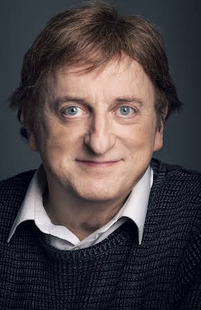 Javier Gurruchaga as 