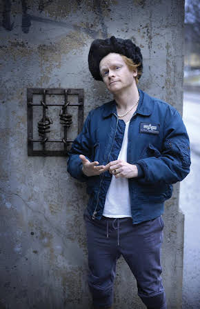 Martin Luuk as 