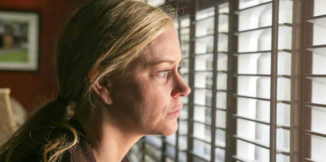 19:00: Web of Lies (S2 E7) (S2) | Investigation Discovery | 3/11 2026