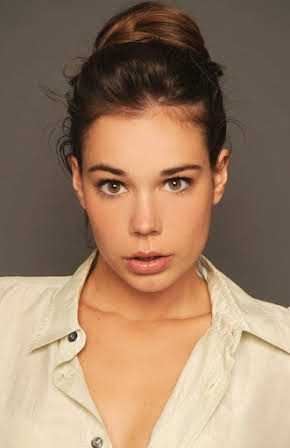 Laia Costa as 