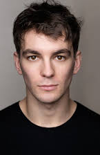 Rory J. Saper als Max Alvarez 