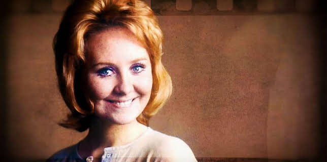 1:50 AM: ... Sings Bond | BBC Two | 2/22 2026