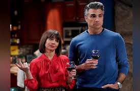 Broke, Season 1: Sammy's Project