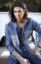 Boo Boo Stewart som 