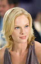 Kate Nauta como Lola