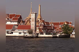 Laura McKenzie's Traveler: Bangkok