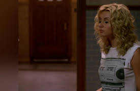 Hellcats: The Complete First Season: Nobody Loves Me But My Mother